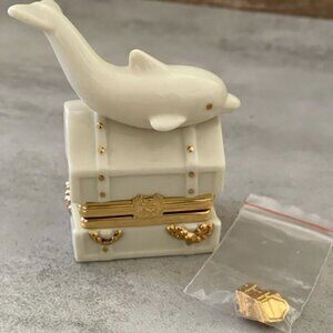 Vintage Lenox Treasures Dolphin's Hidden Treasure Box Hinged Lid with Charm
